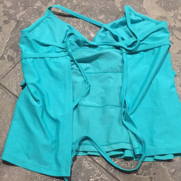Swim top - Picture 2 of 3